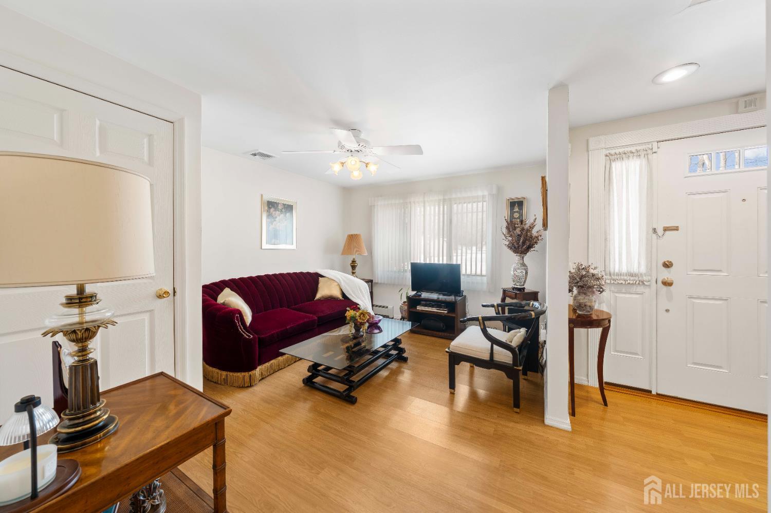 932 Beatrice Parkway Edison NJ 08820