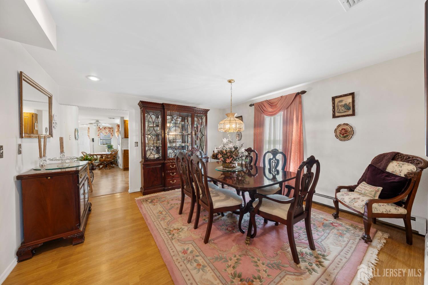 932 Beatrice Parkway Edison NJ 08820