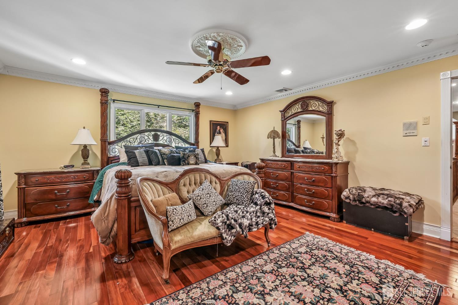 827 Holmdel Road Holmdel NJ 07733