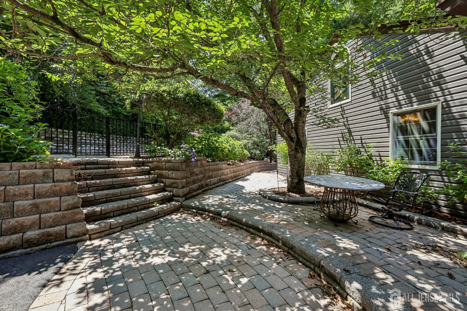 827 Holmdel Road Holmdel NJ 07733