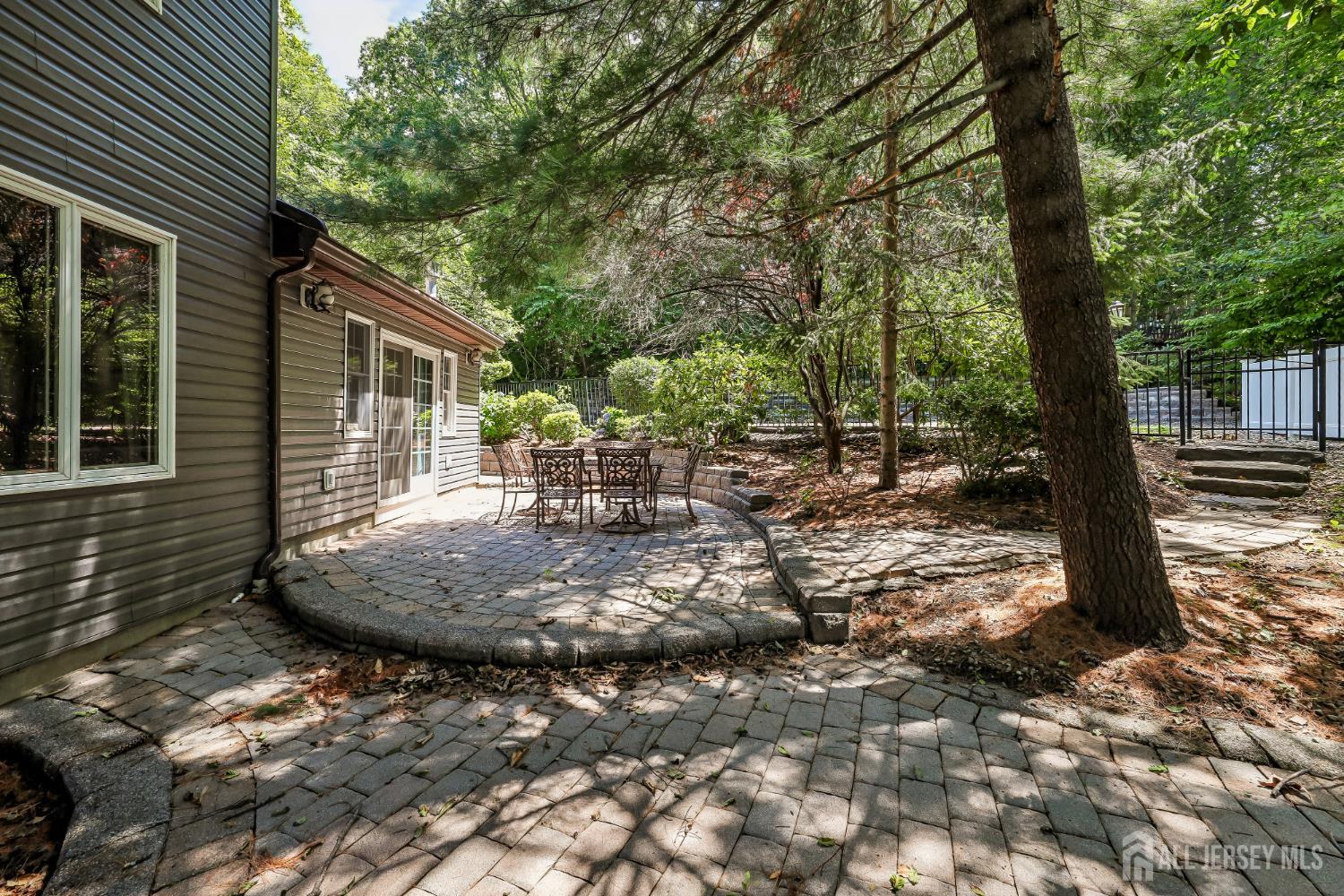 827 Holmdel Road Holmdel NJ 07733