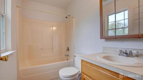 109 Woodland Drive Aberdeen NJ 07747