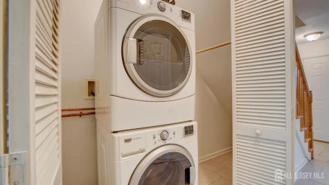 109 Woodland Drive Aberdeen NJ 07747