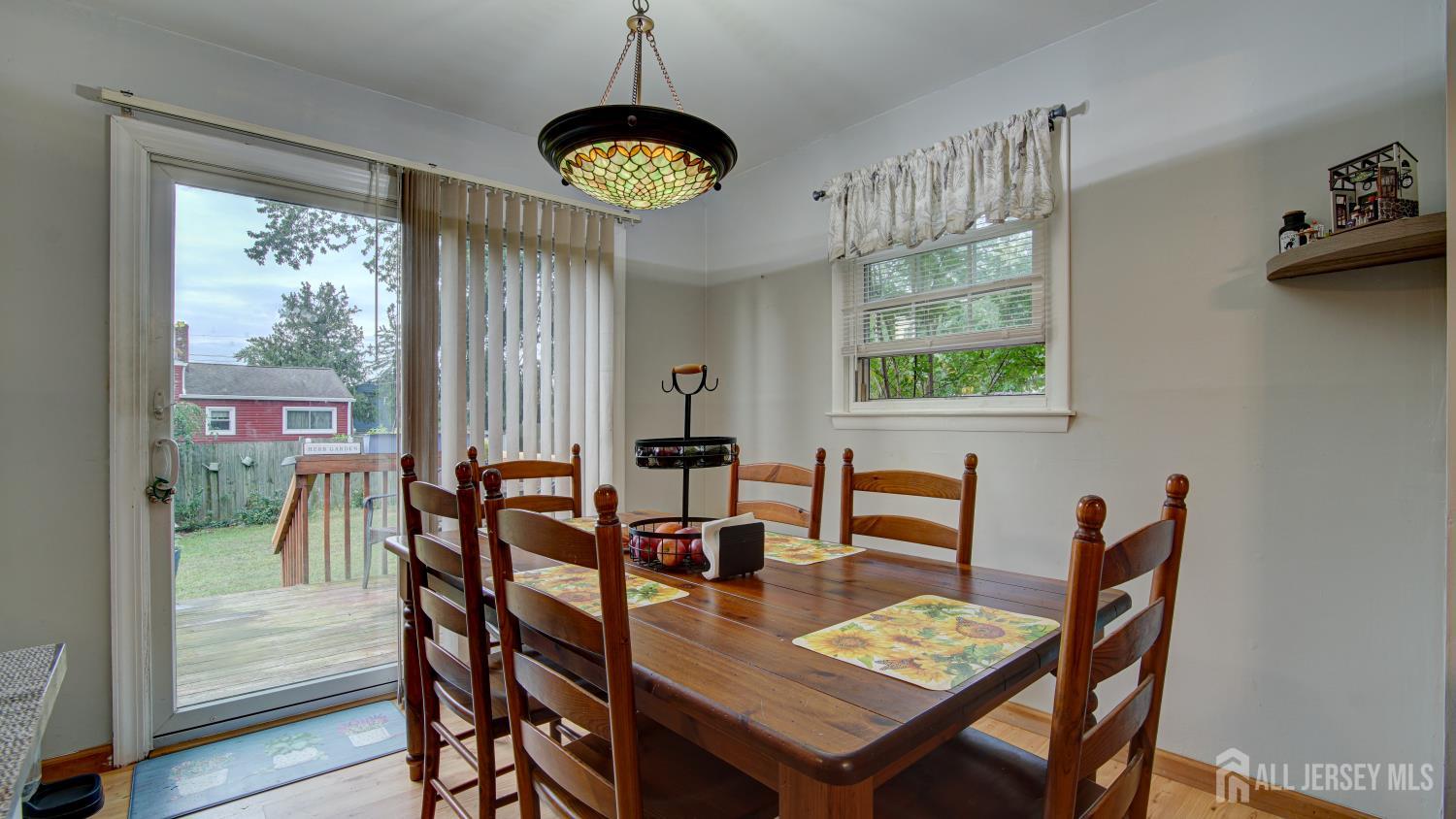 187 Old Stage Road Spotswood NJ 08884