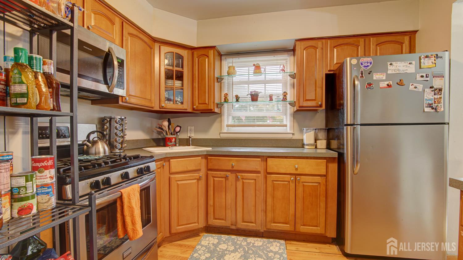 187 Old Stage Road Spotswood NJ 08884