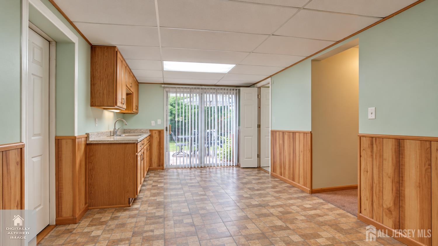 187 Old Stage Road Spotswood NJ 08884