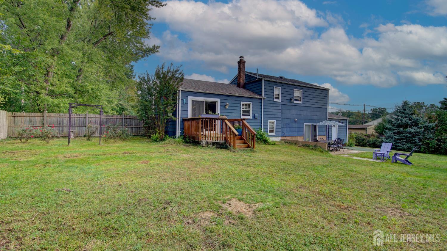 187 Old Stage Road Spotswood NJ 08884