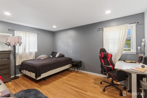 1363 E Peoria Place North Brunswick NJ 08902
