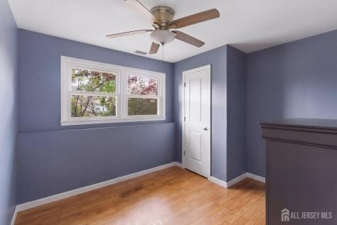 1363 E Peoria Place North Brunswick NJ 08902