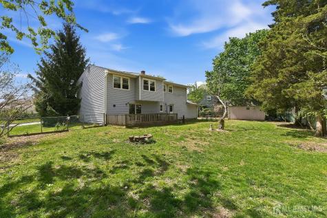 1363 E Peoria Place North Brunswick NJ 08902