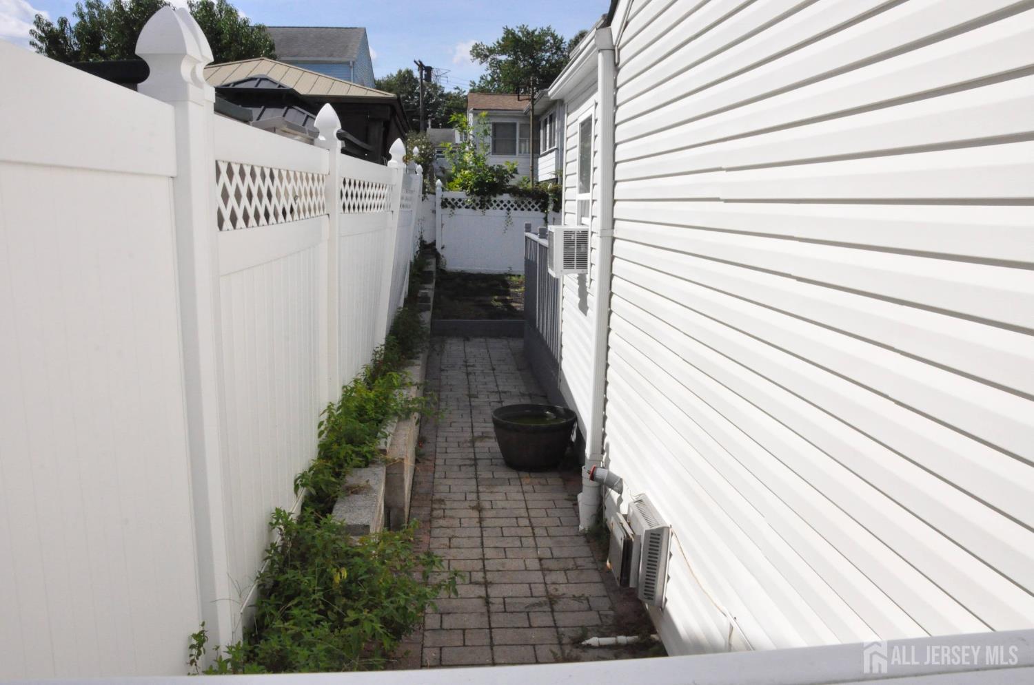 9 Florence Drive Parlin NJ 08859