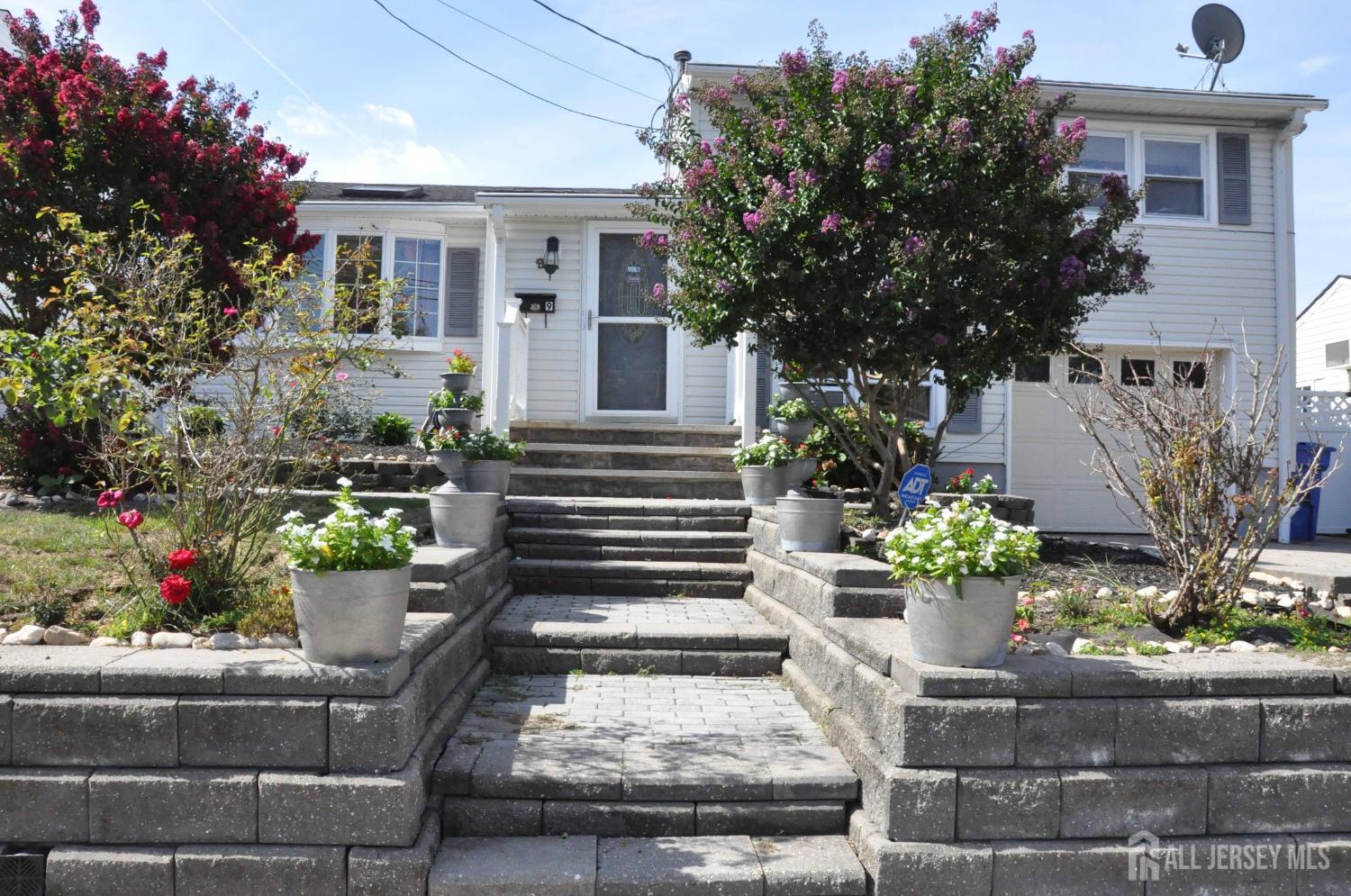 9 Florence Drive Parlin NJ 08859