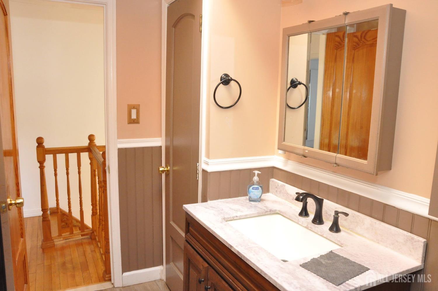 9 Florence Drive Parlin NJ 08859