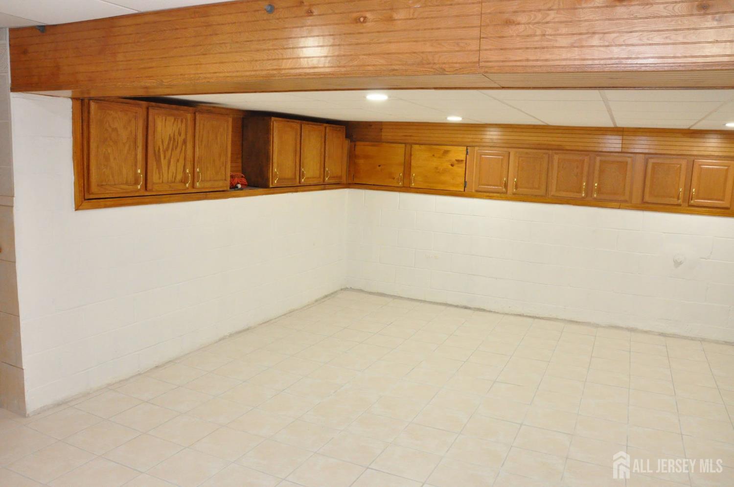 9 Florence Drive Parlin NJ 08859