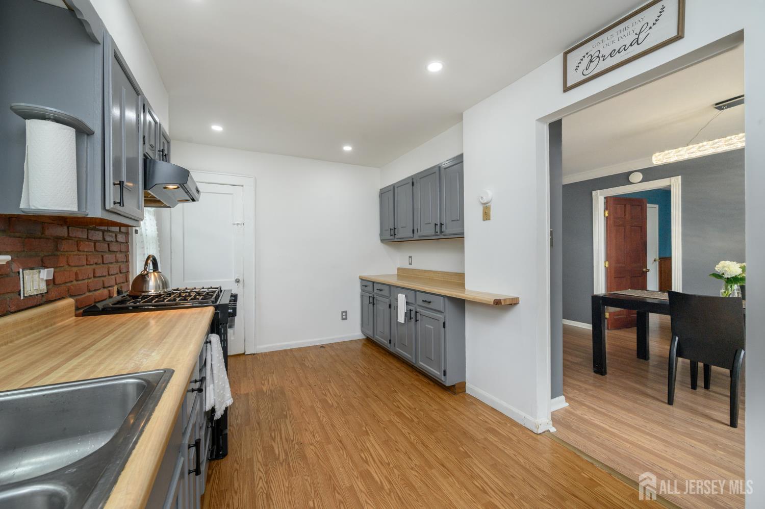 125-127 Princeton Lane North Plainfield NJ 07063