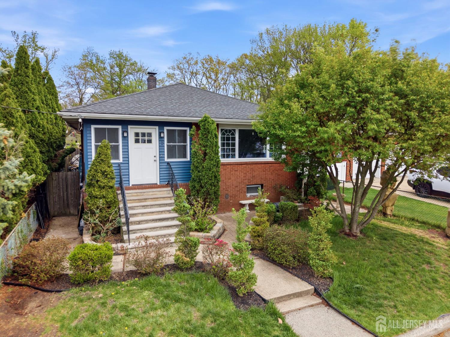 5 Rhode Street Sayreville NJ 08827