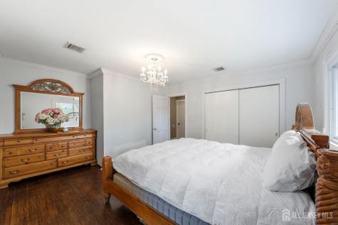 5 Rhode Street Sayreville NJ 08827
