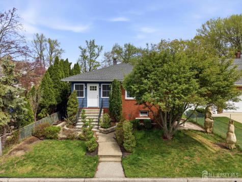 5 Rhode Street Sayreville NJ 08827
