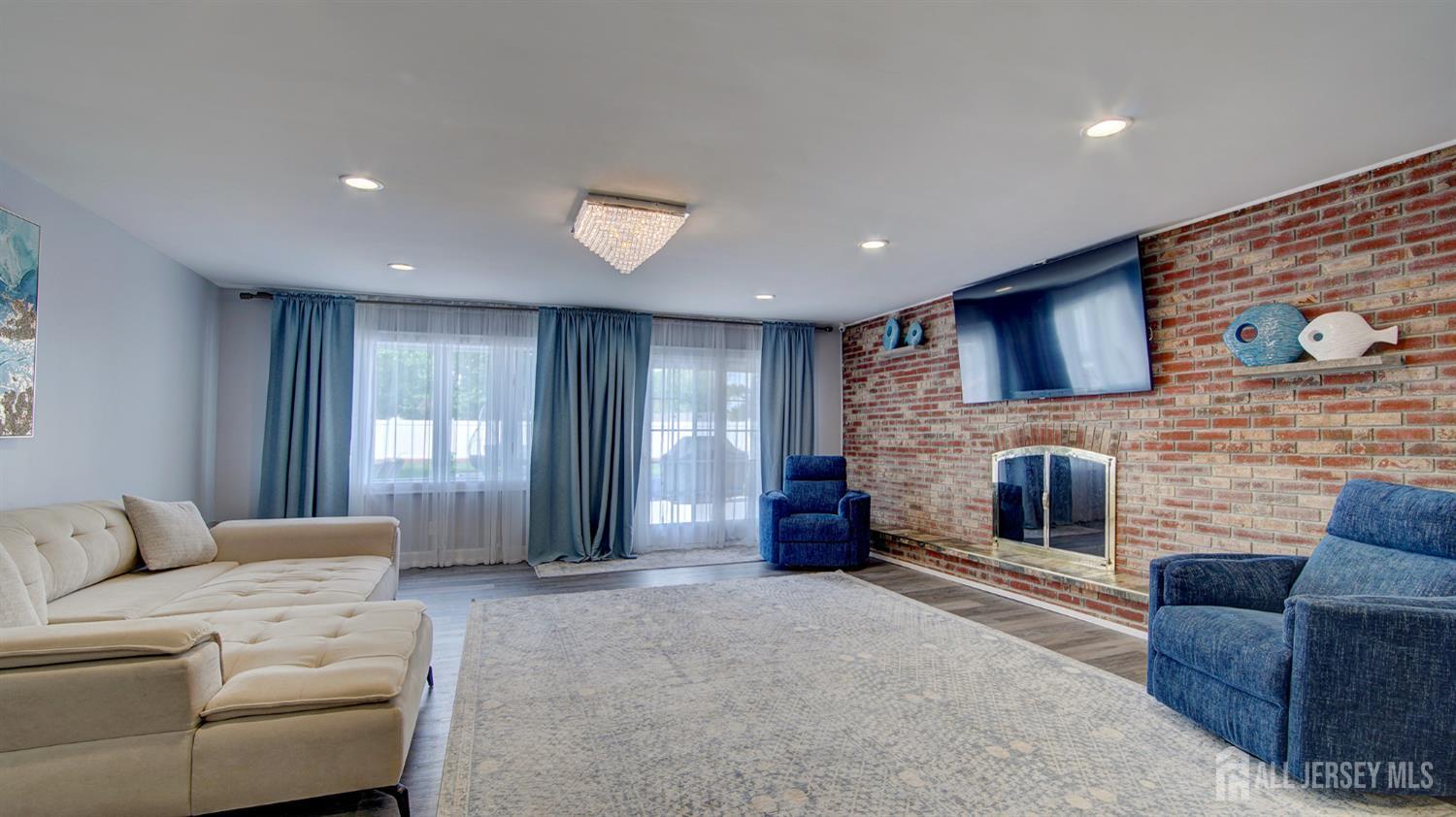 107 Monmouth Road Monroe NJ 08831