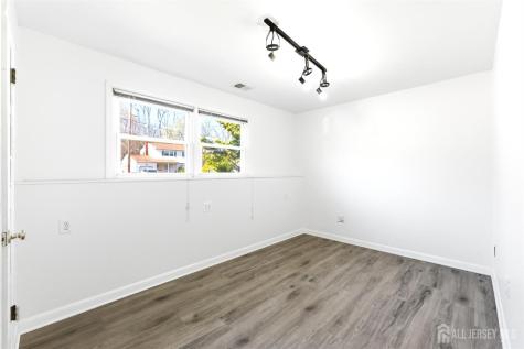 8 Albemarle Road East Brunswick NJ 08816