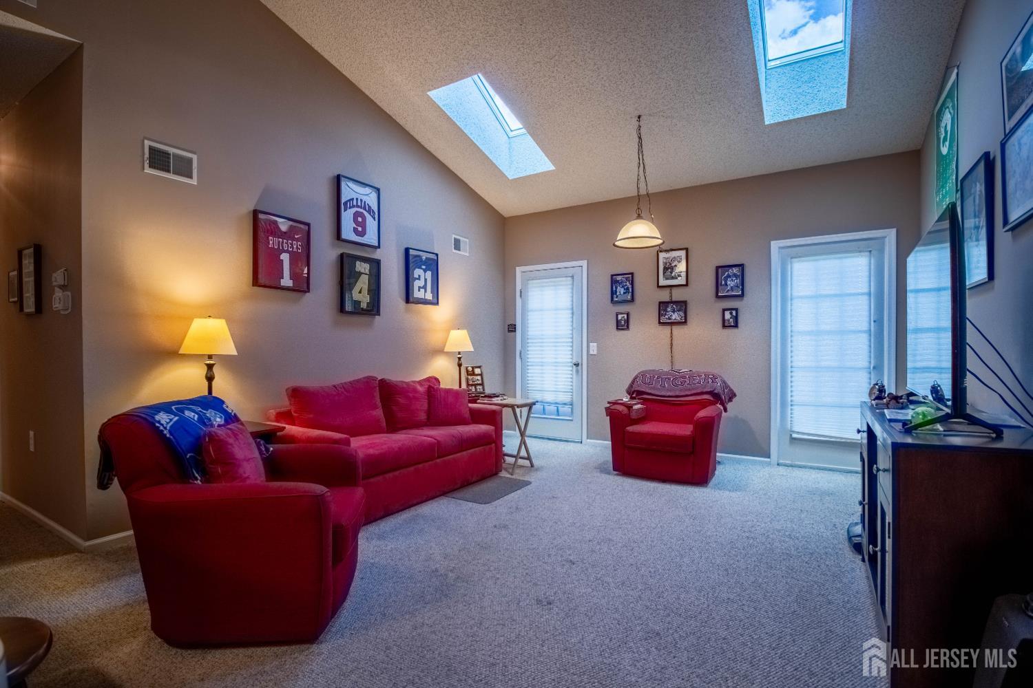 70 Birmingham Lane Monroe NJ 08831