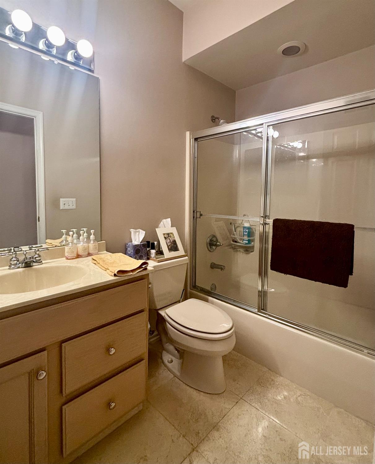 70 Birmingham Lane Monroe NJ 08831