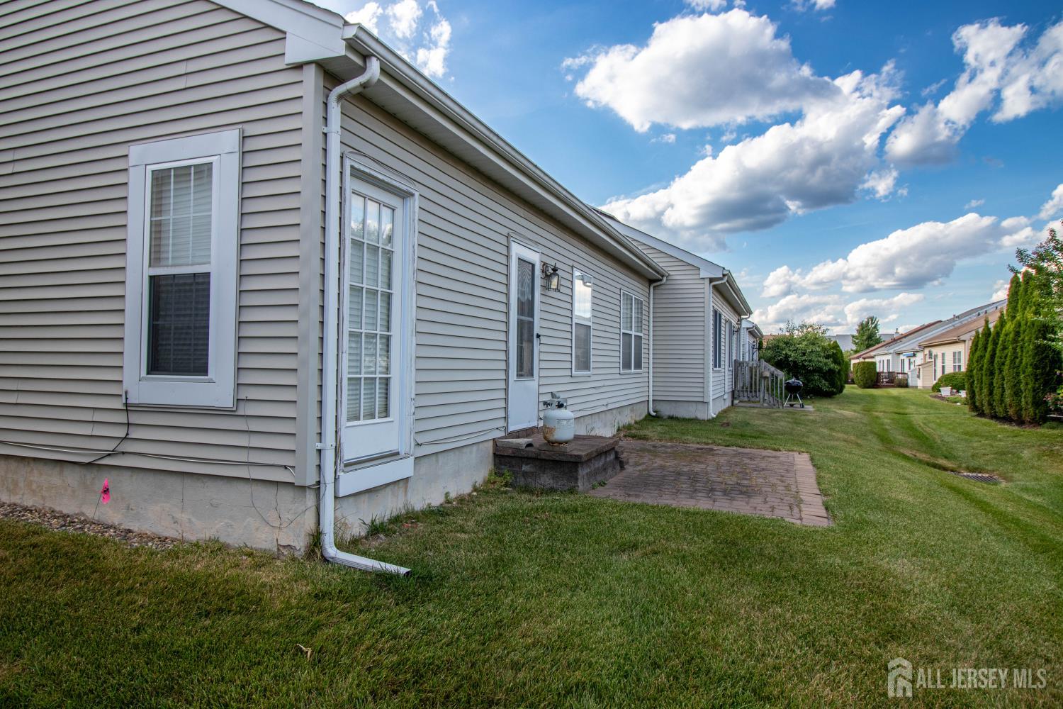 70 Birmingham Lane Monroe NJ 08831