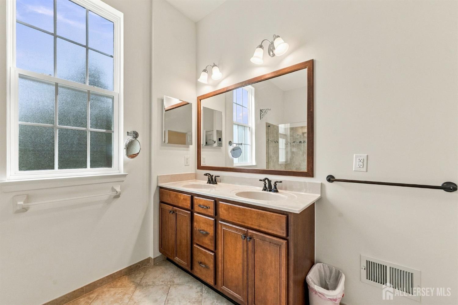 5 Ascot Court South Brunswick NJ 08824