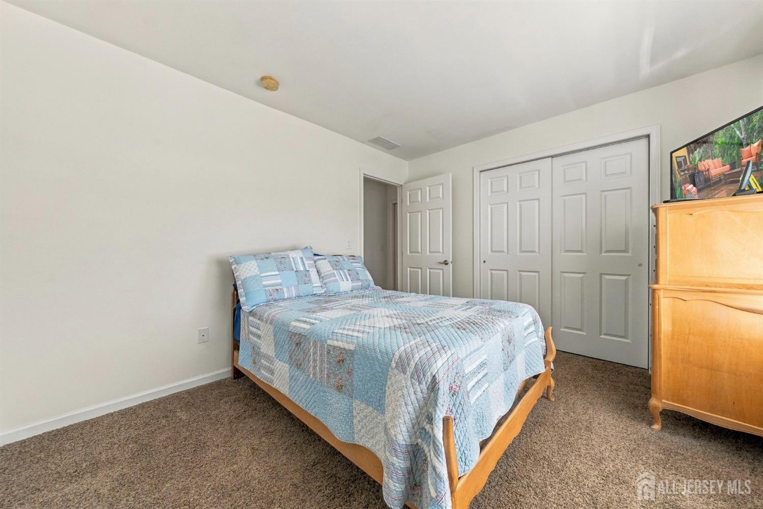 5 Ascot Court South Brunswick NJ 08824