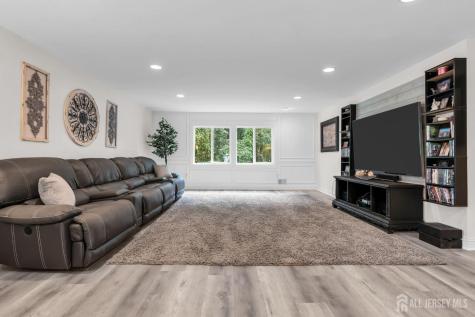 46 Shephard Drive Middletown NJ 07748