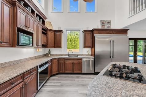 46 Shephard Drive Middletown NJ 07748