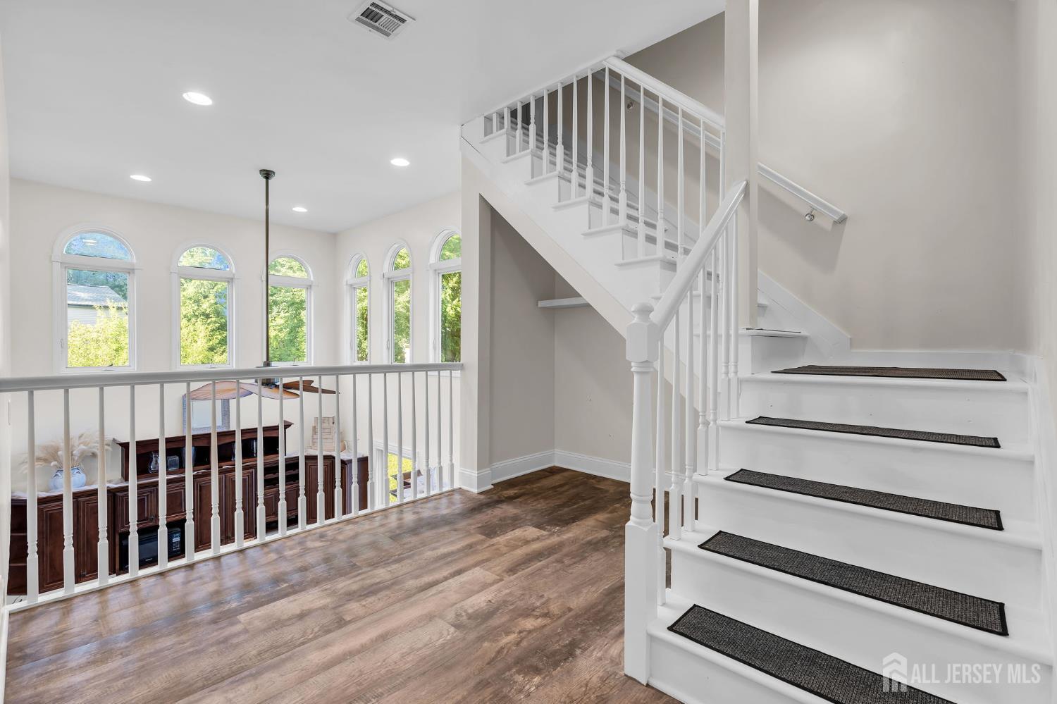 46 Shephard Drive Middletown NJ 07748