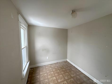 8 Clinton Street South River NJ 08882
