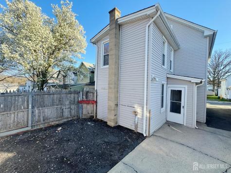 8 Clinton Street South River NJ 08882