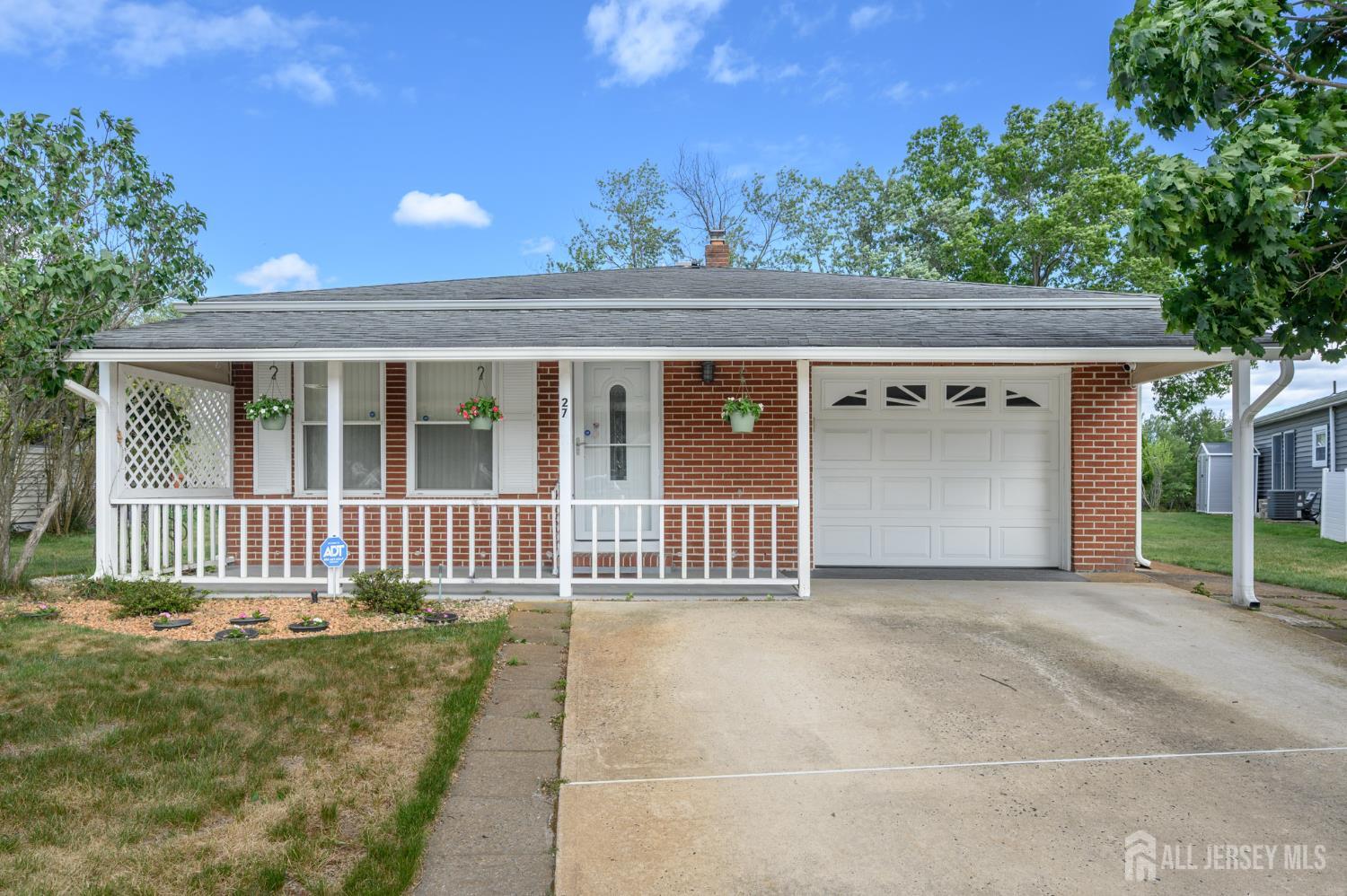 27 Bahamia Drive Toms River NJ 08757