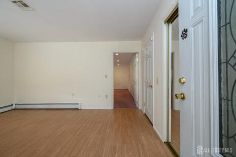 27 Bahamia Drive Toms River NJ 08757