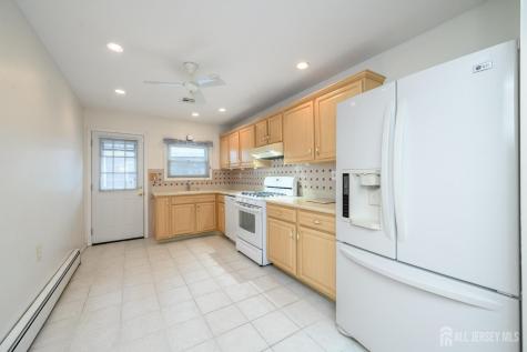 27 Bahamia Drive Toms River NJ 08757