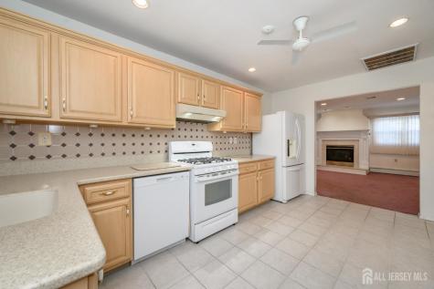 27 Bahamia Drive Toms River NJ 08757