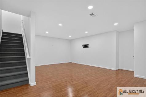 20 Andrews Way Piscataway NJ 08854