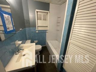 6 Gates Avenue East Brunswick NJ 08816