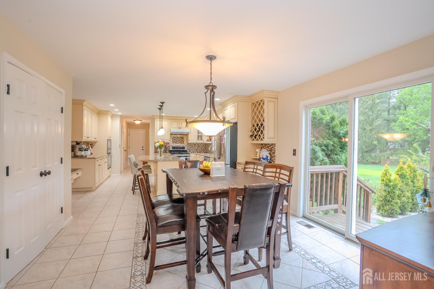 6 Bush Court West Windsor NJ 08550