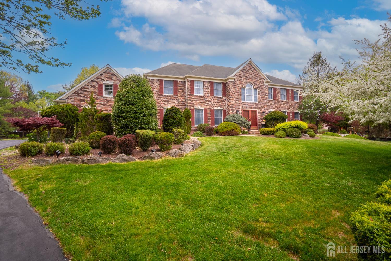 6 Bush Court West Windsor NJ 08550