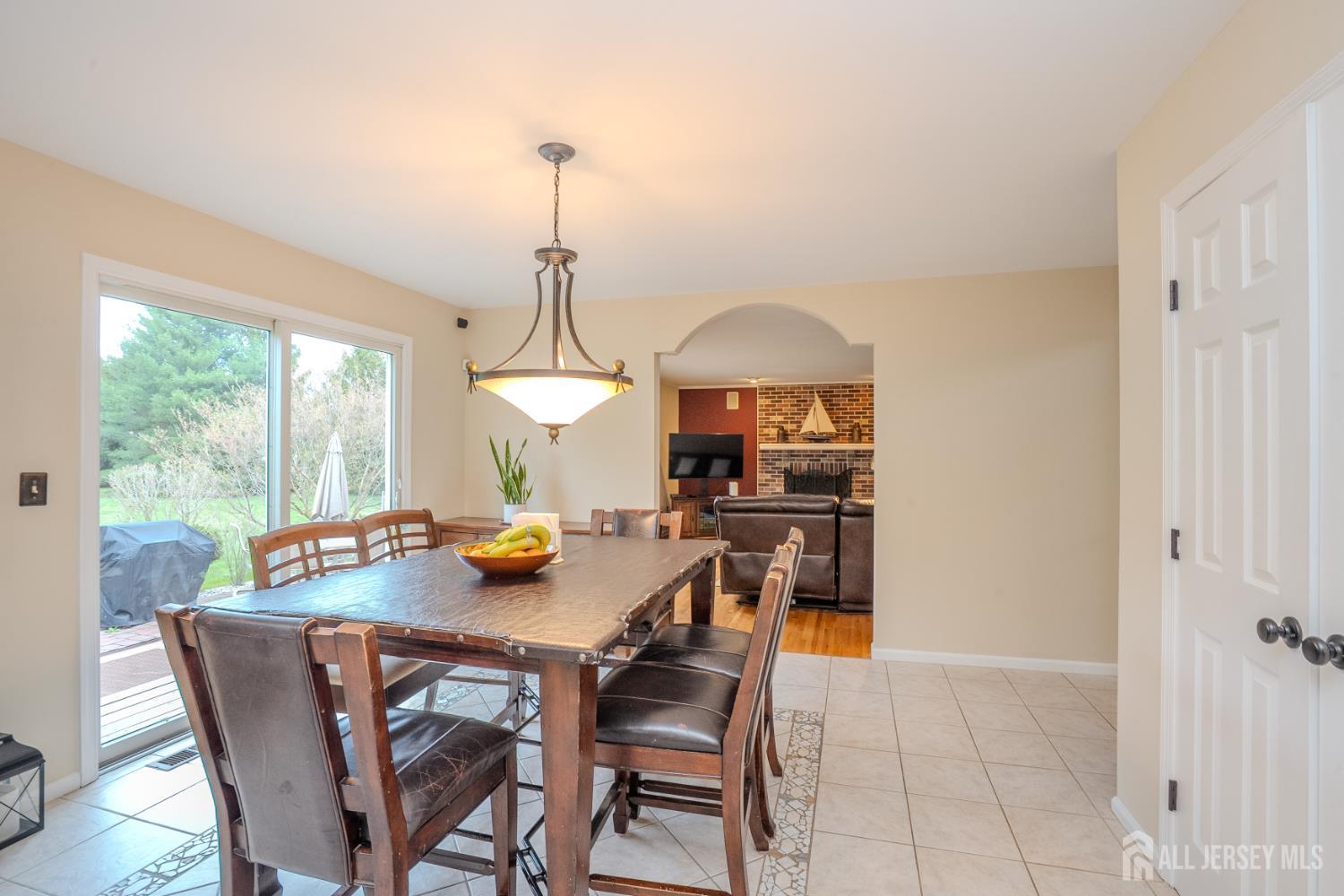6 Bush Court West Windsor NJ 08550