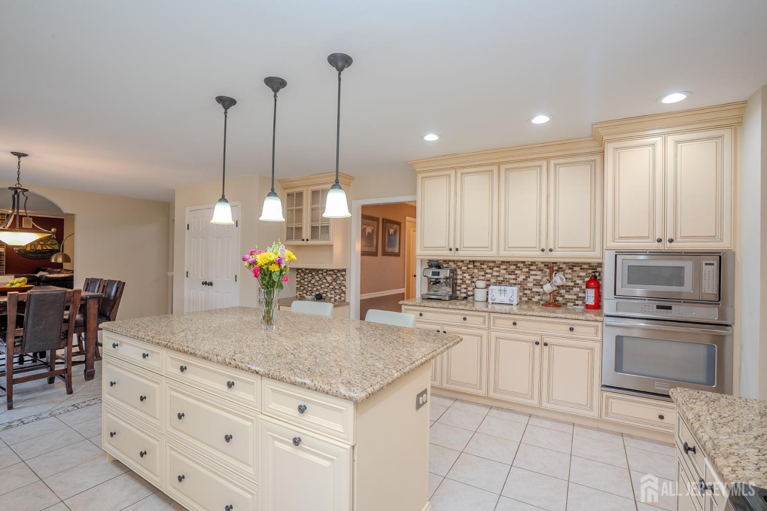 6 Bush Court West Windsor NJ 08550
