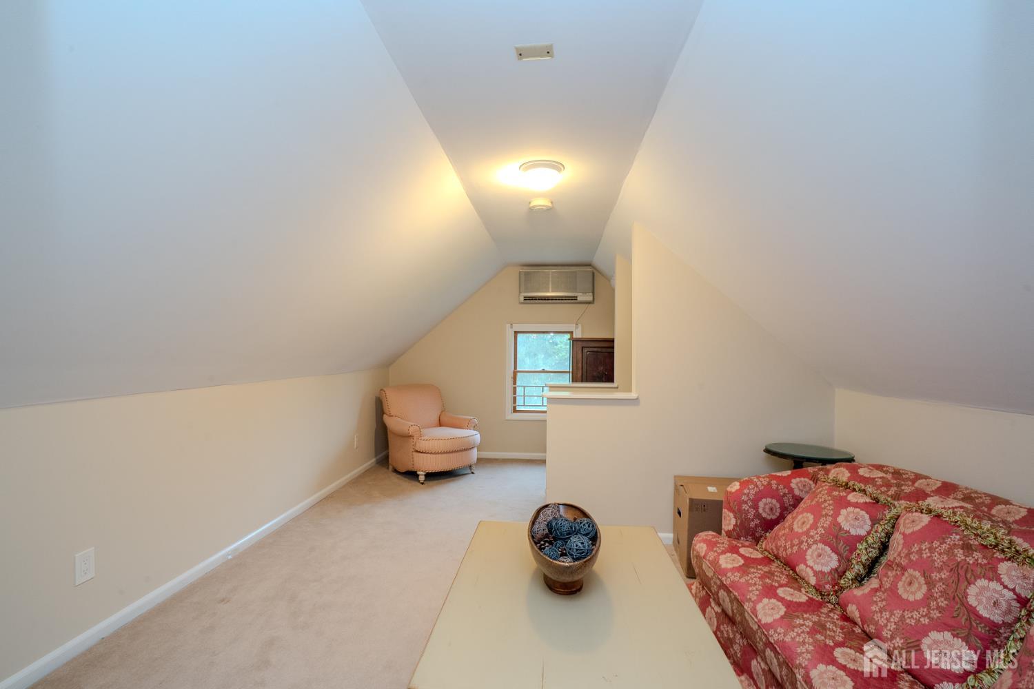 6 Bush Court West Windsor NJ 08550