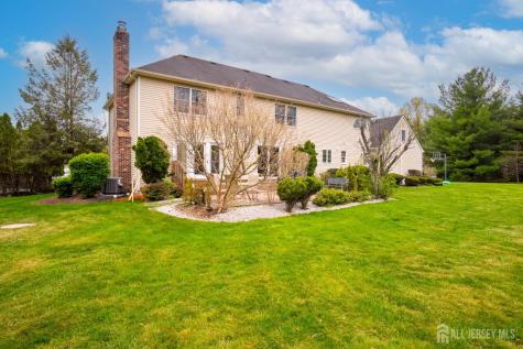 6 Bush Court West Windsor NJ 08550