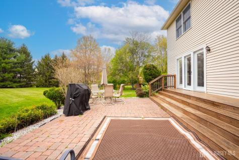 6 Bush Court West Windsor NJ 08550