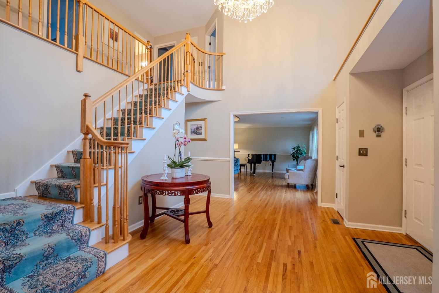 6 Bush Court West Windsor NJ 08550