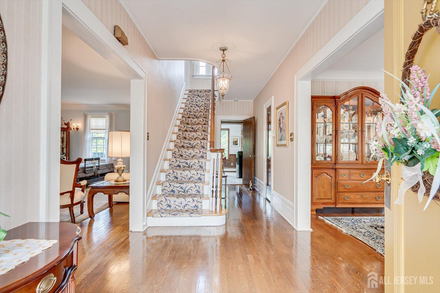 64 High Street Metuchen NJ 08840