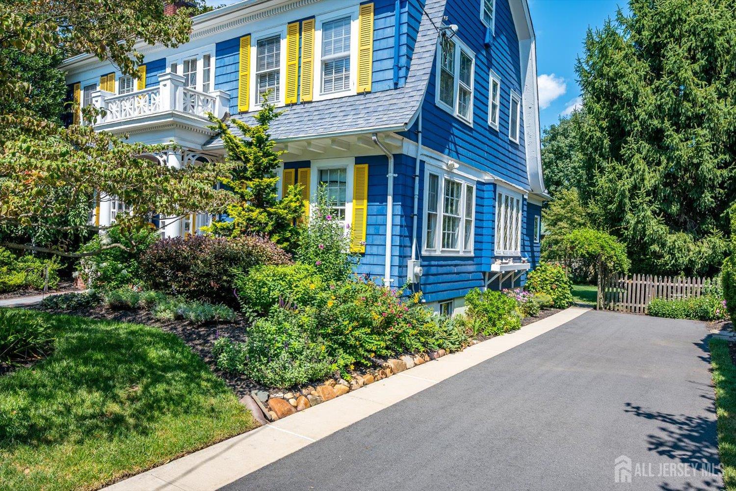 64 High Street Metuchen NJ 08840